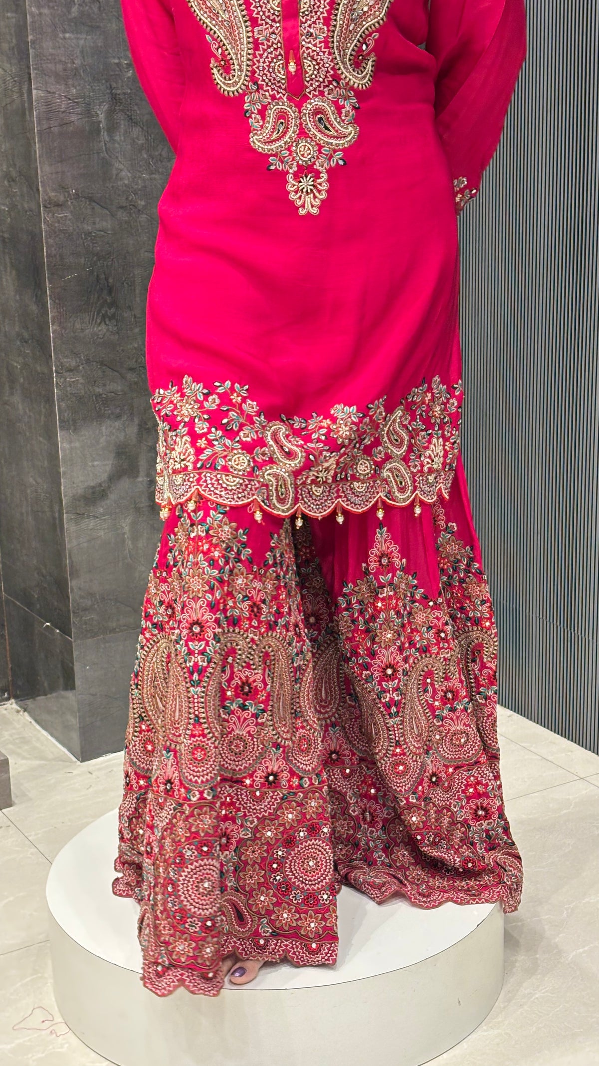 Elegant Coord Set with Intricate Kashmiri Embroidery