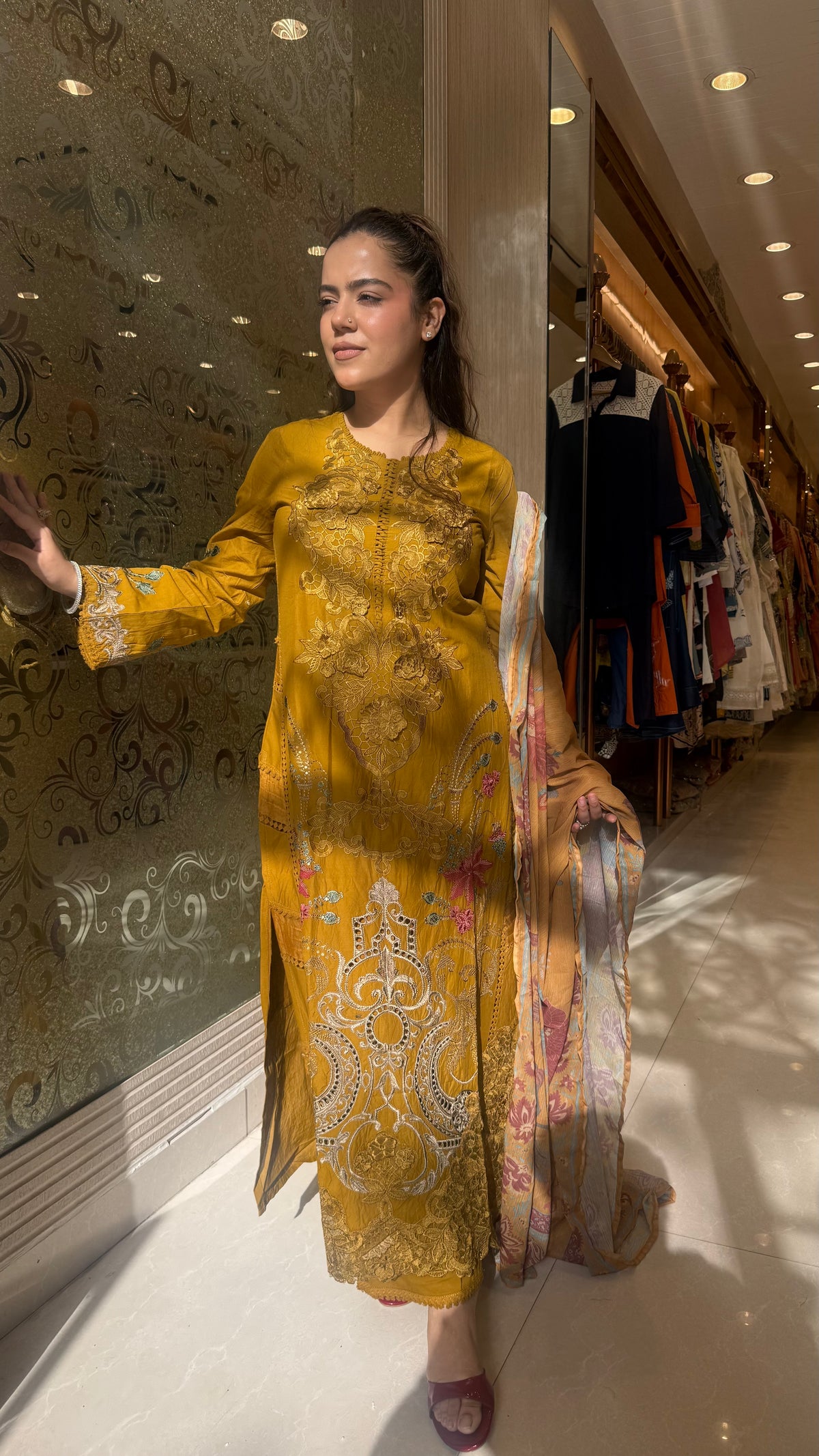 Women’s Long Pakistani Suit Set | Elegant Ethnic Wear for Festive Look