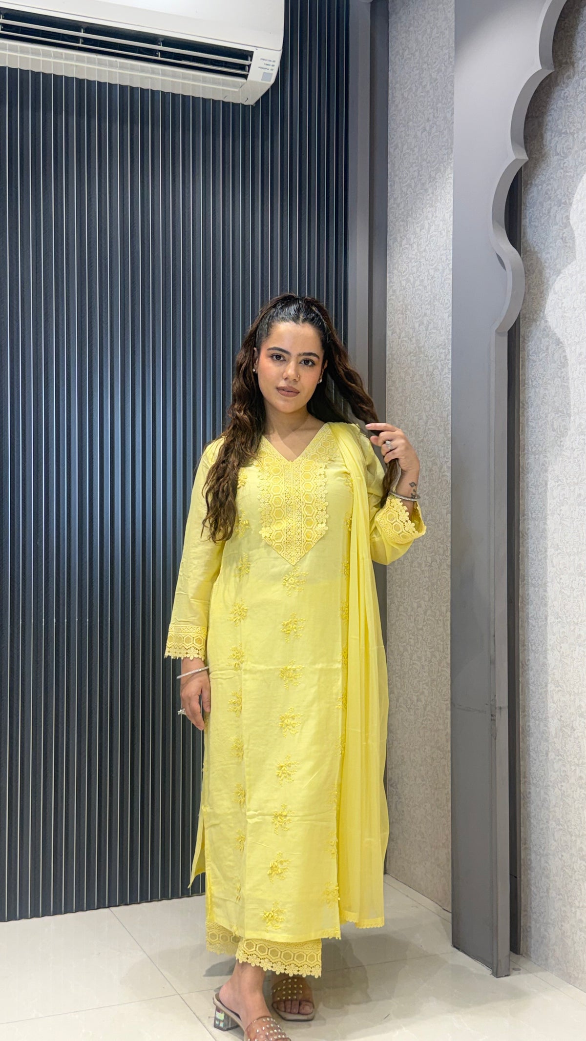 Mul chanderi suit with lace work