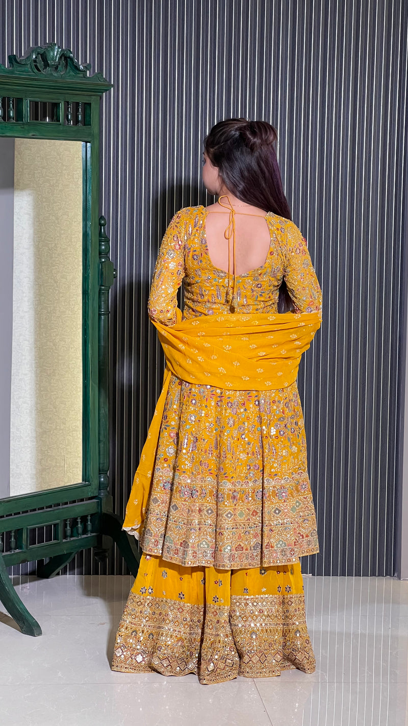 Elegant Georgette Suit with Intricate Zari Embroidery