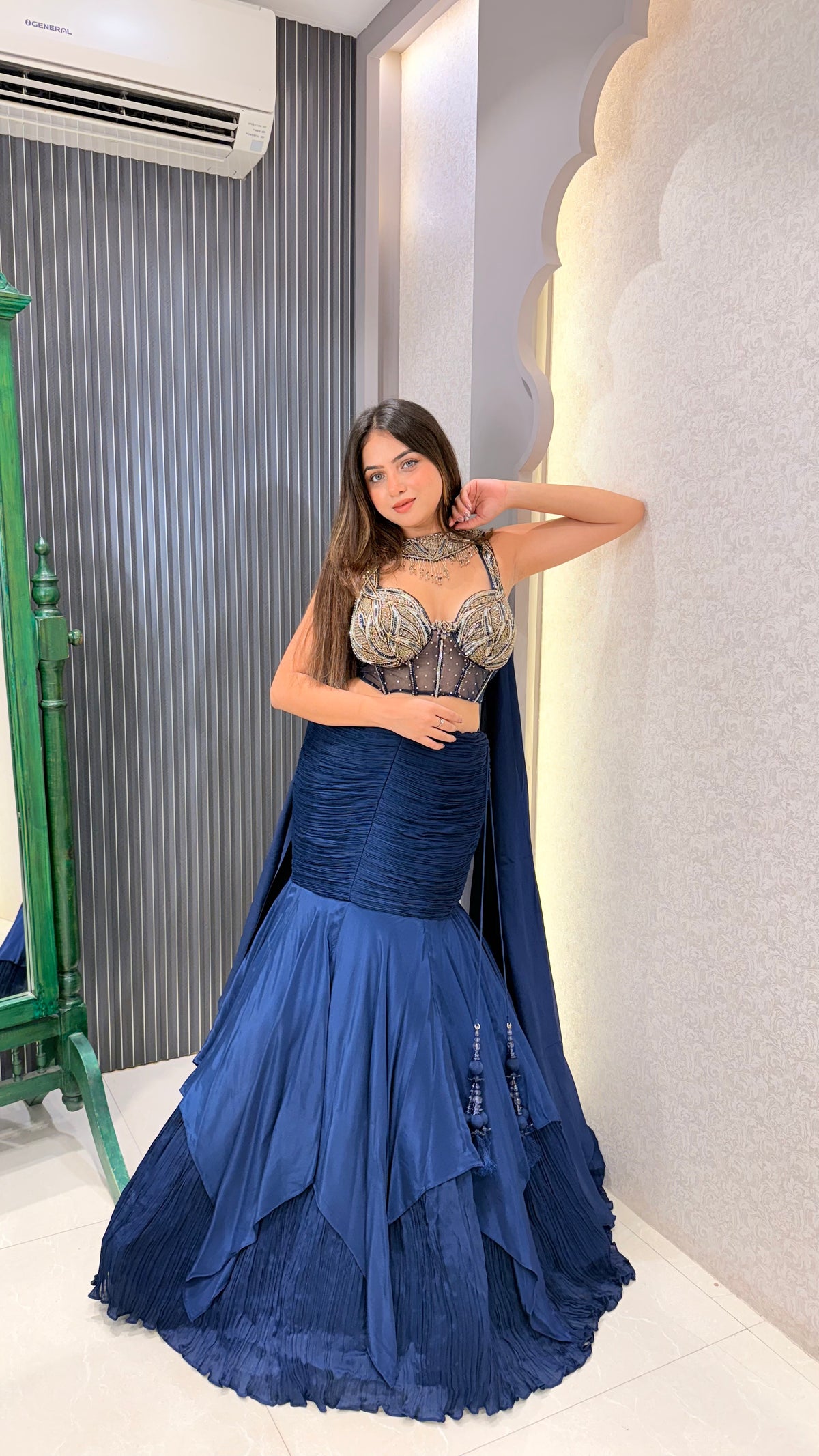 Handwork Blouse with Fish-Cut Lehenga Set