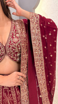 Banarasi Lehenga with Handwork Blouse – Premium Ethnic Wear