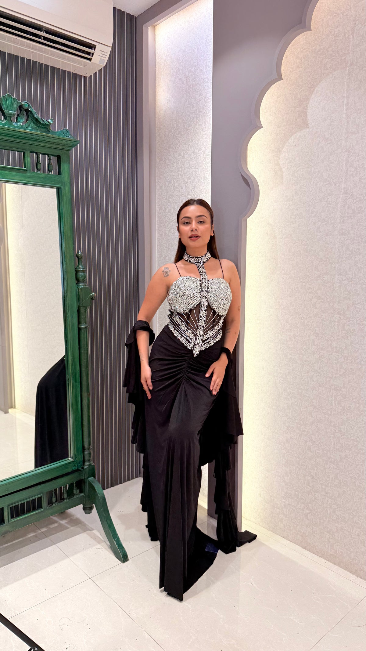 Zarkan Work Corset Blouse with Shimmer Lycra Saree – Drape Collection