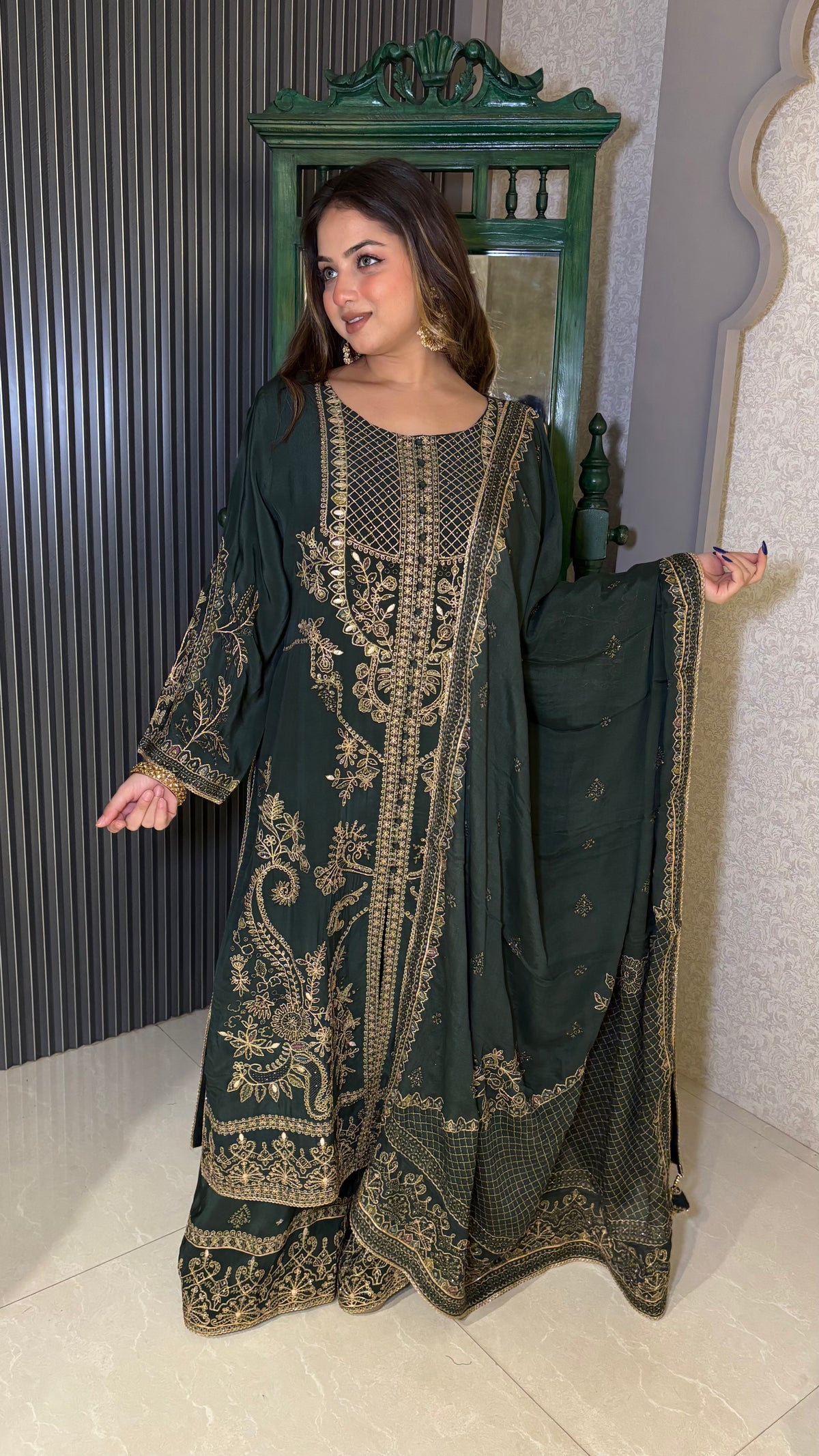 Crepe Suit with Digital Print, Zari Outline & Gotta Pasting