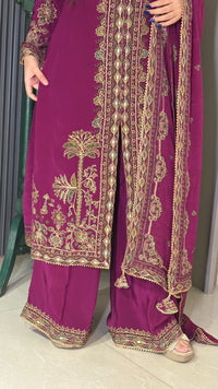 Digital Print Suit with Zari Outline & Gotta Pasting