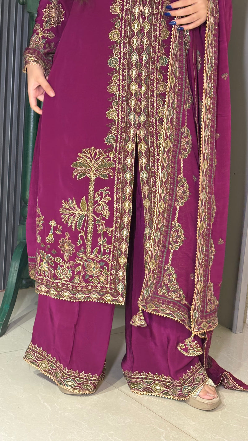 Digital Print Suit with Zari Outline & Gotta Pasting