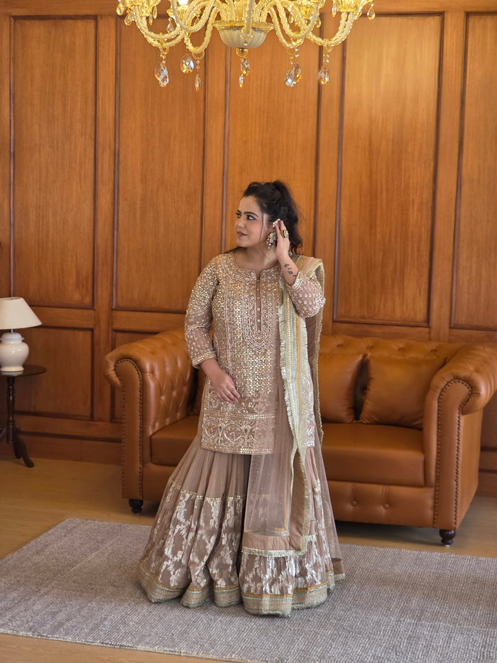 Gotta & Dori Detailing Suit with Jarkan and Dabka Handwork