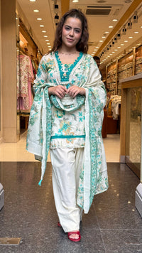 Budget-Friendly Cotton Farshi Salwar Suit Set with Floral Print & Lace Neckline