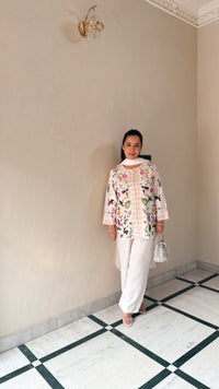 Elegant Thread Embroidery Suit Set