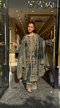 Premium Crepe Suit Set with Digital Print, Zari Outline & Gotta Detailing