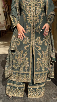 Premium Crepe Suit Set with Digital Print, Zari Outline & Gotta Detailing