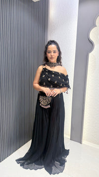 Indo-Western Kashmiri Embroidered Set with Purse & Choker Dupatta