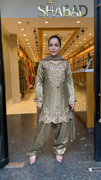 Elegant Shimmer Silk Suit Set with Kundan Pearl Jewellery Work – Up to Size 46