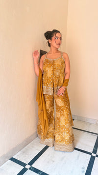 Bandini Print Indowestern Set with Handwork Neckline