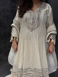 Elegant Cotton Suit with Handcrafted Neckline and Zari Cutwork