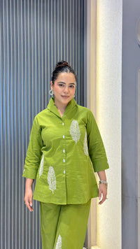Linen Co-ord Set with Dori Work