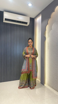 Digital Print Suit Set | Crepe Fabric | Elegant Everyday Wear