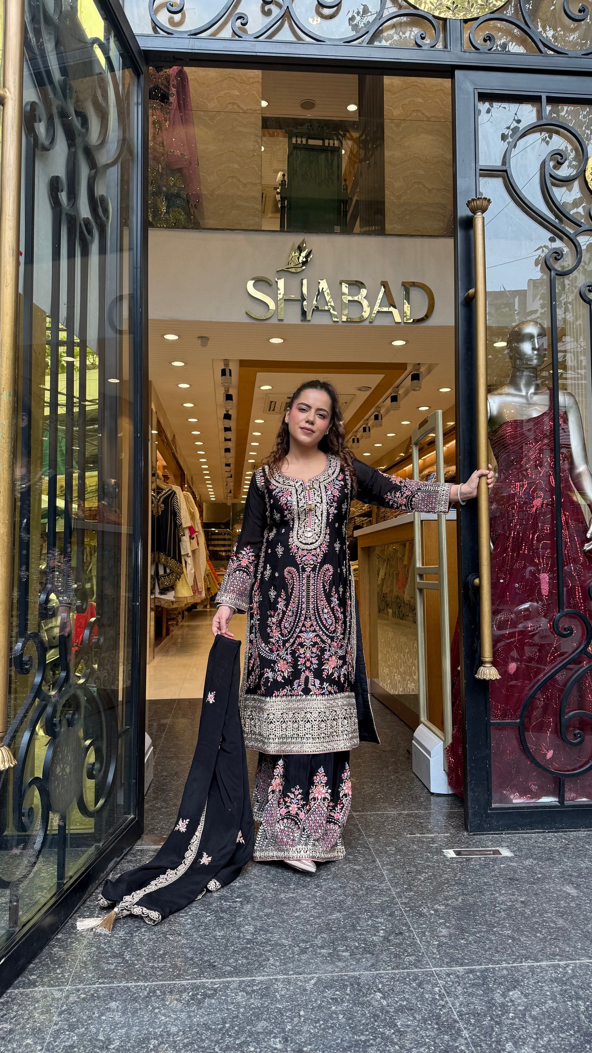 Long Pakistani Thread Embroidered Suit Set | Sizes Up to 46