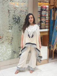 Elegance Set with Sequin & Thread Handwork