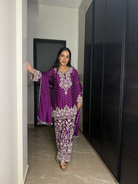 Beadwork Embellished Suit Set | Up to Size 46