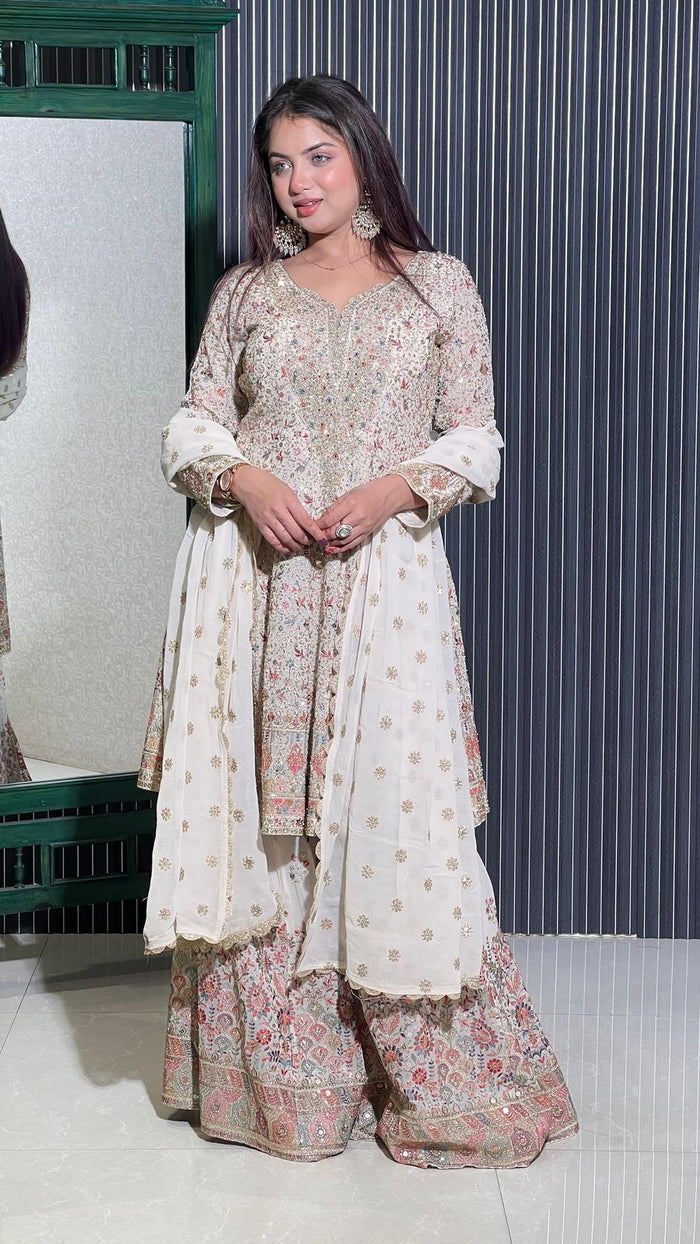 Elegant Georgette Suit with Intricate Zari Embroidery