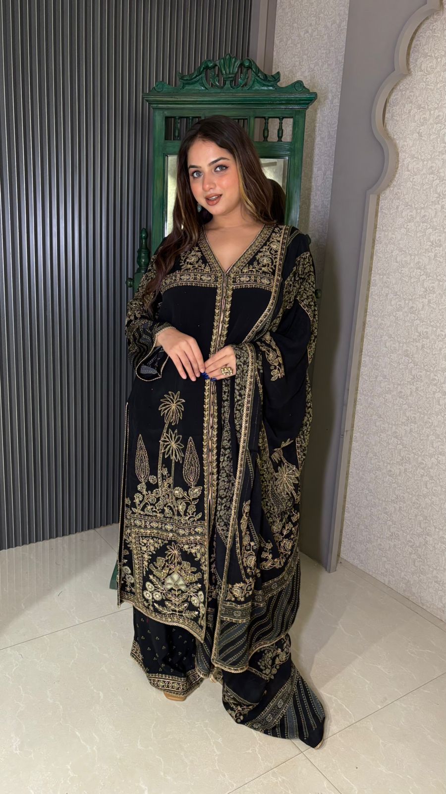 Crepe Digital Print Suit with Zari Outline & Gotta