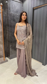 Nooré Crepe Suit Set with Mirror & Gotta Work
